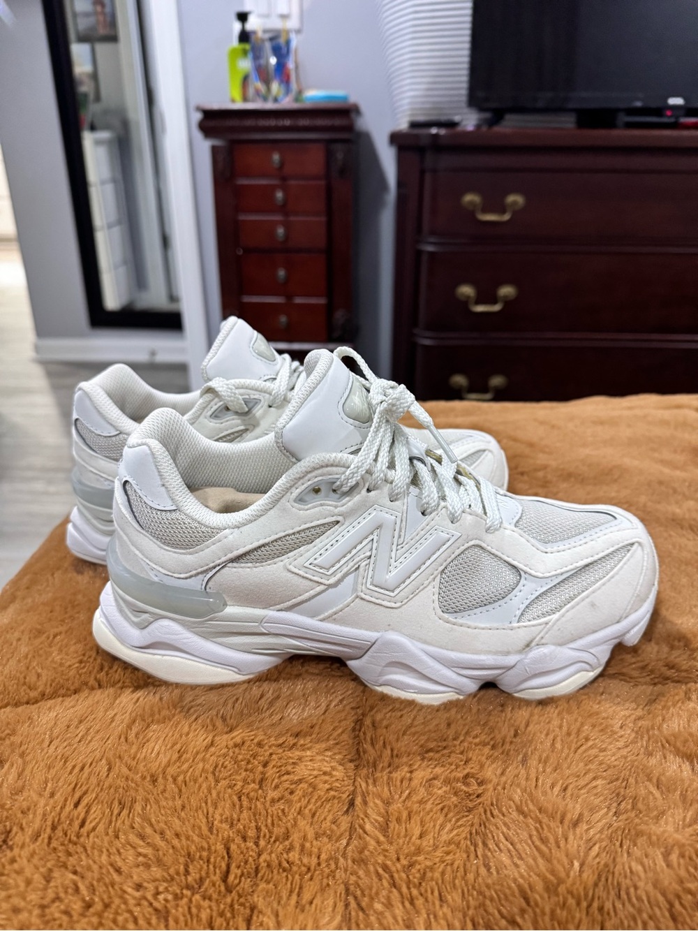 New Balance 9060 Women’s Chunky Cream and White Sneakers - Picture 6 of 13